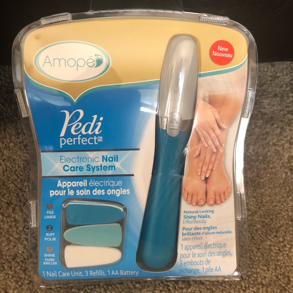 Amope nail kit FREE With $35 dollar purchase